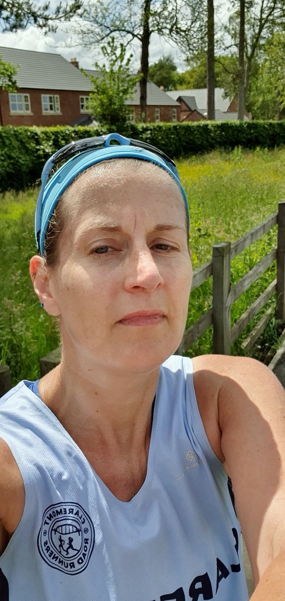 NinjaRunGirl's tweet photo. Boy that was a tough #WeetsladeRelay @WeetsladeRelay I think i prefer marshaling ๐ Plus no hill to climb then sprint down @ClaremontRR https://t.co/5grFLKgrQj