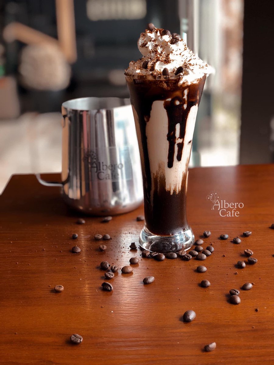 AlberoCafe's tweet photo. Ice coffee ♥️
ايــــــس كــافـــــــــــي♥️
مــــــن البيــــــــــرو 🌲😉
العنوان : بنغازي _ فويهات الغربيه بلعون مقابل الجامعه الدوليه
📞0911891000 https://t.co/Cqrhx4wYs5
