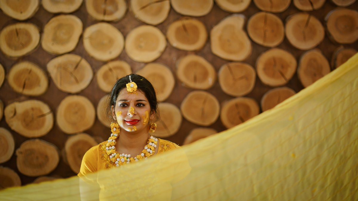 alluringframes's tweet photo. Haldi || A happy bride always glows differently and haldi helps in making her special day more shiny.#alluringframes #indianwedding #indianweddingbuzz #indianweddingphotographer #thursdaythoughts #wearthechange @wedmegood
@ShaadiBazaar
@WeddingSutra
@WeddingZIndia
@indianweddingz https://t.co/MO88KRqKjN