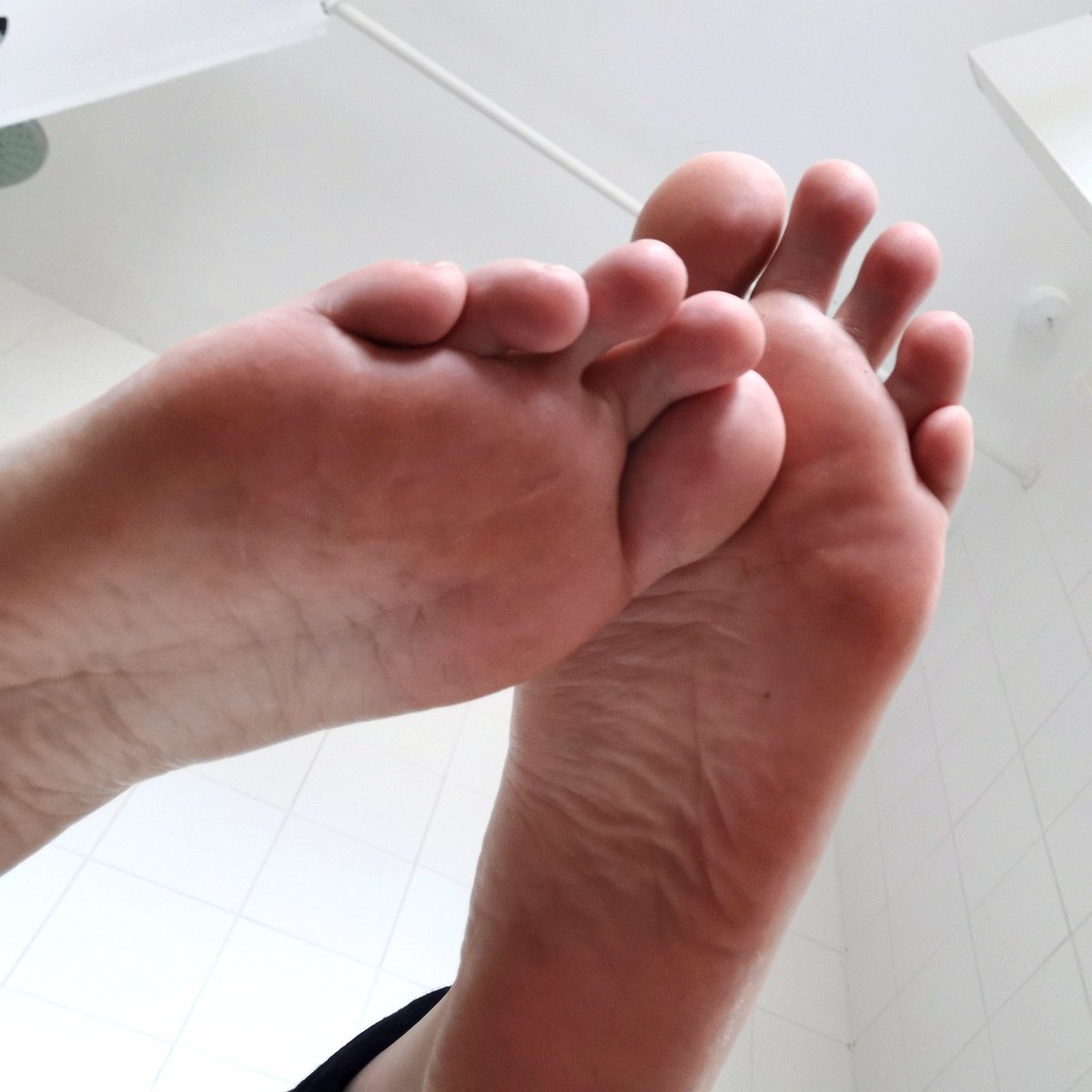 zoeyfxxt's tweet photo. My little piggies

#feet #softsoles #feetworship #toes #paypiggyneeded #findom #payme #footfetishcommunity #footworshi̇p #governmentfeet #feetporn #footfetishmodel #pedicure #smellyfeet #prettyfeet #prettytoes #londontoes #londonfeet #ukfeet @LondonFootParty @cashpointmeets https://t.co/fs6CKodjC7