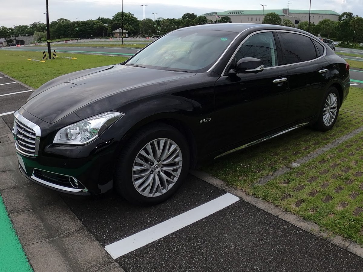 シーマハイブリッド