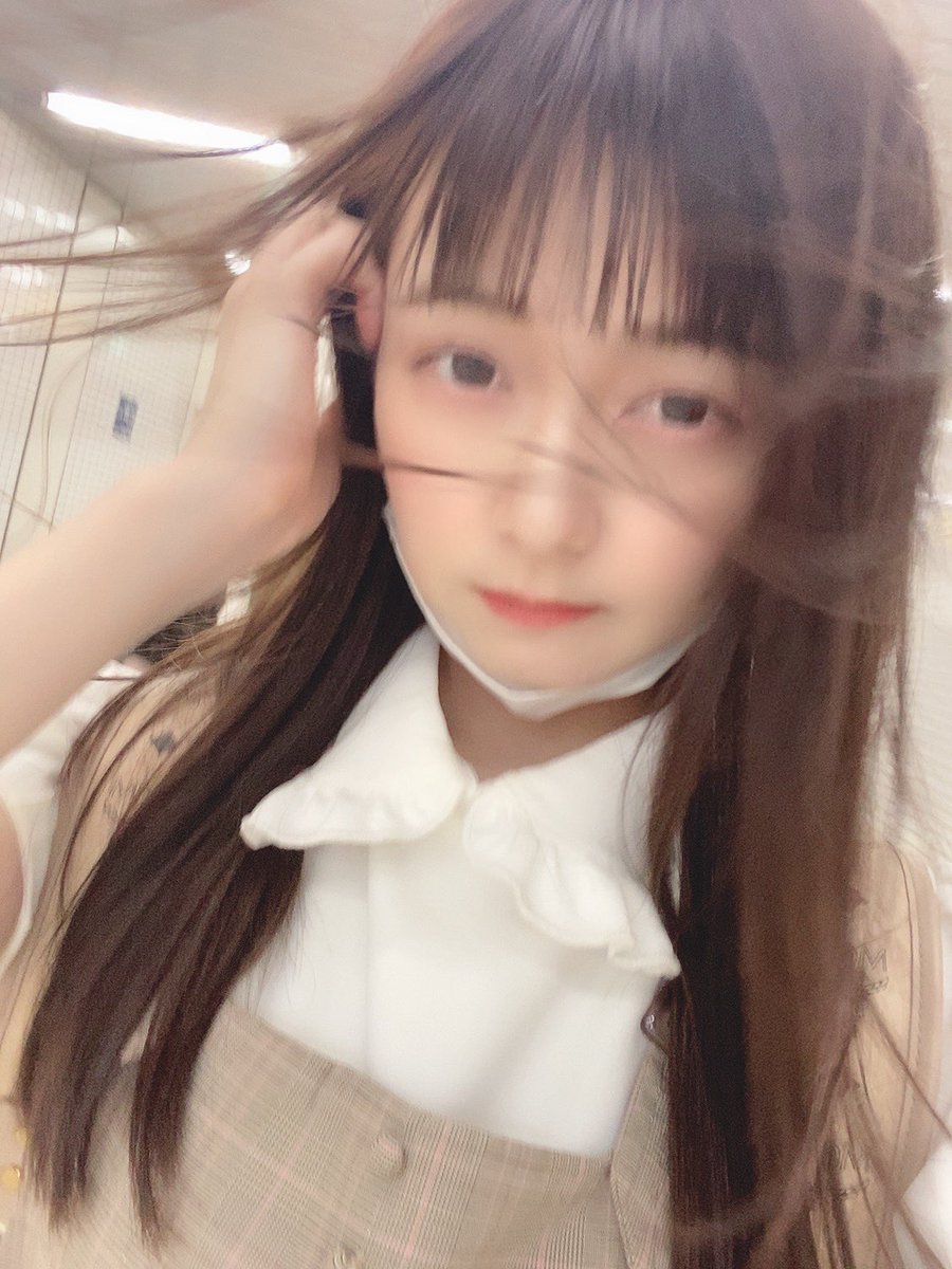 金久保 マユ ぼんぼん Sur Twitter 前髪切ったのを伝えたかったけどろくな写真がなかった 伝わりますかね この綺麗な前髪 金久保 マユ ぼんぼん Sur Twitter 前髪切ったのを伝えたかったけどろくな写真がなかった 伝わりますかね この綺麗な前髪