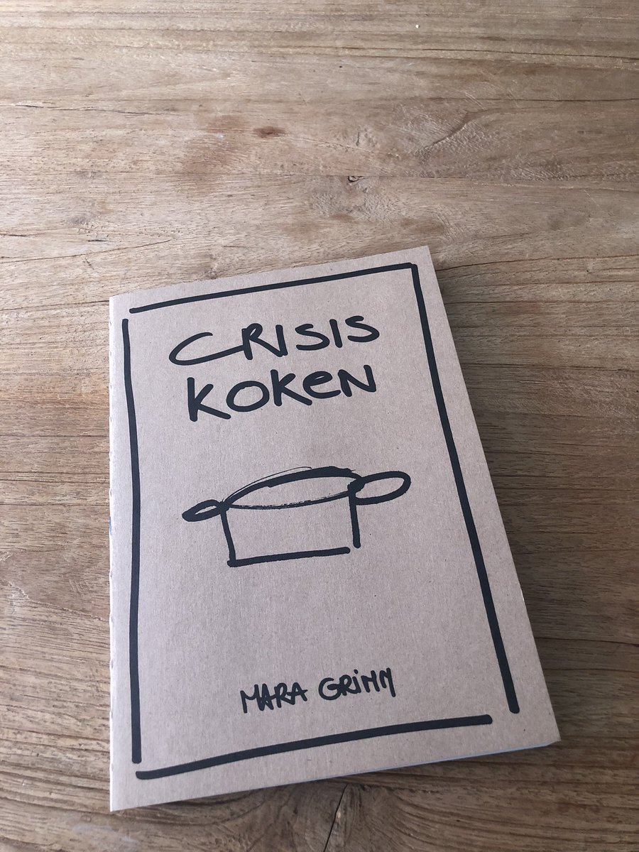 Een kookboek met goede recepten, leuke achtergrondinformatie en geen hysterische apparatuur benodigd, ik weet nu al dat ik er veel uit ga koken! Goed geschreven <a href="/EtenMetMara/">Mara Grimm</a> (en maar 1 klein spelfoutje! Dat is knap gezien de snelheid waarmee het boek is gemaakt)🥂