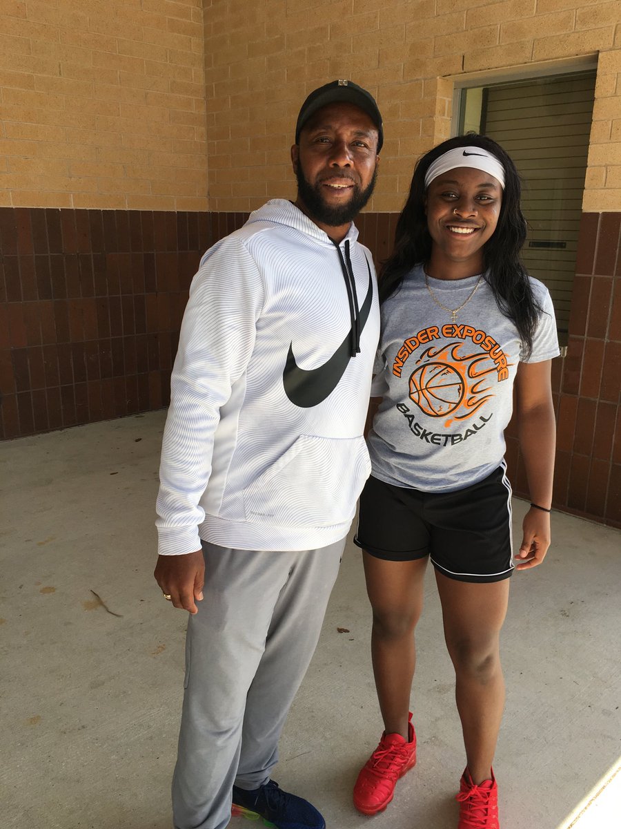 Nasia E. Powell(Nay) PG/SG (@carolapowell4) on Twitter photo Happy Father’s Day Dad❤️❤️❤️He loves me ..unconditionally ❤️ Your daughter Nasia Powell(Pooka) Happy Father’s Day Dad❤️❤️❤️He loves me ..unconditionally ❤️ Your daughter Nasia Powell(Pooka)