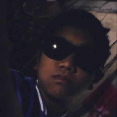 Ronfrompast's tweet photo. #NewProfilePic https://t.co/L8KMfrE7Zr