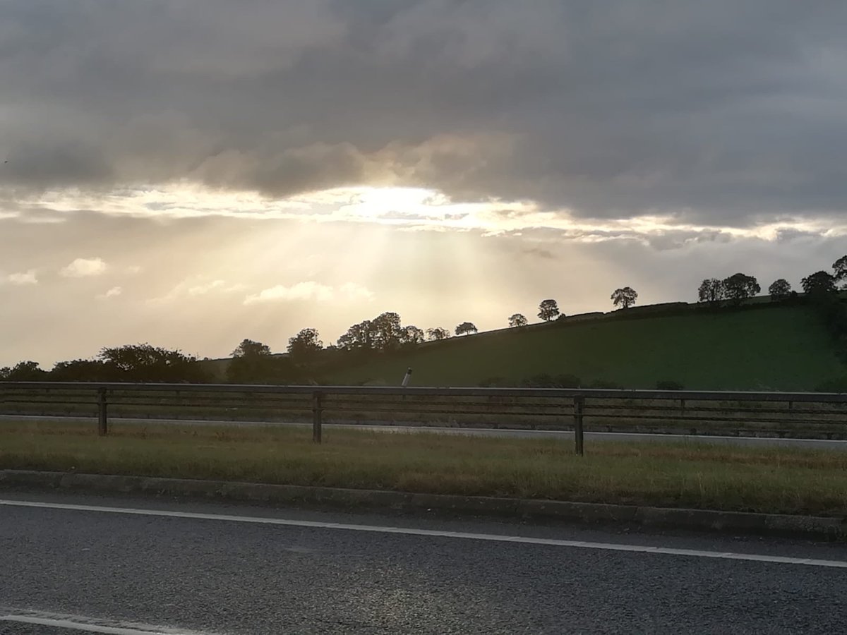 Fair play to the OTC ladies who headed to Camlough for summer solstice socially distanced swim this morning #earlyrisers #daylate