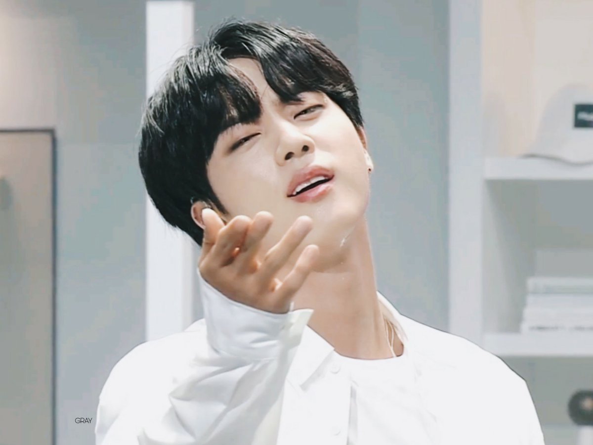 BTS_GRAY's tweet photo. 😘💕
#JIN #방탄소년단진 #BTSJIN @BTS_twt https://t.co/QzsYTIhyWy