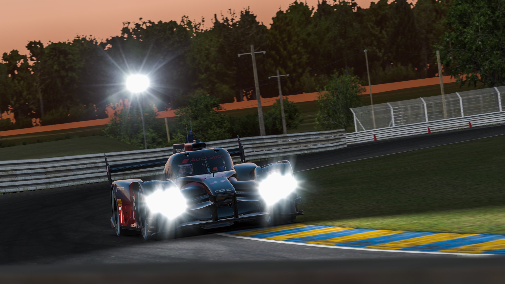 iRacing Le Mans 24 Hours: Team Redline win by narrow amrgin