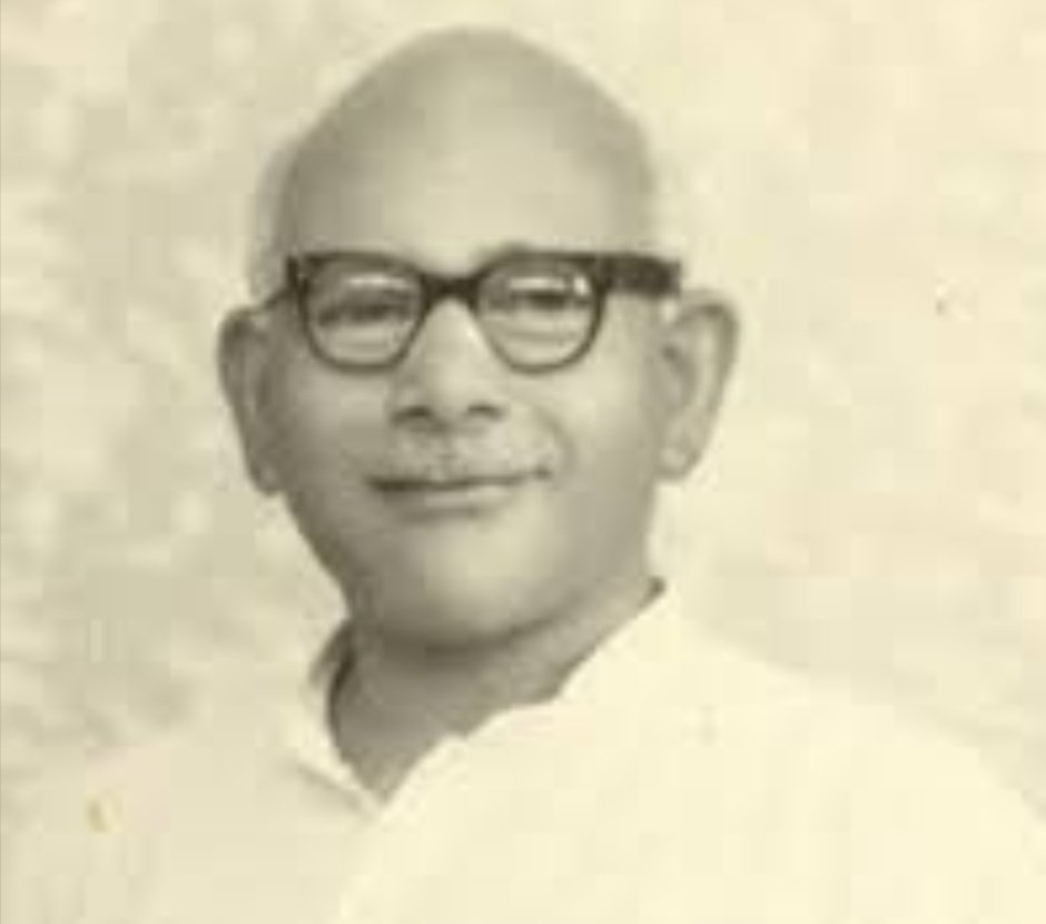 2 An Activist Masood Khaddarposh 1916-85An ICS officer who took up the cause of the downtrodden and the neglected segments of our society. Was labelled as a communist and anti-religious for his activism.