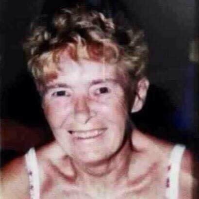 Today is #MNDGlobalAwarenessDay please share/RT this for those lost, suffering and supporting. And for my much missed mum 💙 taken 3/1/05 by Motor Neurone Disease xxx