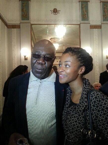 Quand l’année de ta disparition, la #FeteDesPeres tombe le jour de #FeteDeLaMusique2020 
Je sais qu’elle est la musique de la fête
#bonnefetepapa Manu Dibango 💔