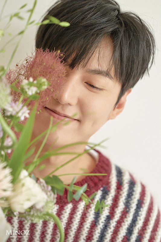Happy birthday to this amazing man, to the love of my life.  Keep shining &amp; flying high.Stay healthy and happy. 
Keep being my inspiration.
You're my precious angel, thank you for being born! I love you beyond everything! 💎🎉✨😘❤💞💜💛
#Happy34thMinhoDay
#이민호생일축하하곤