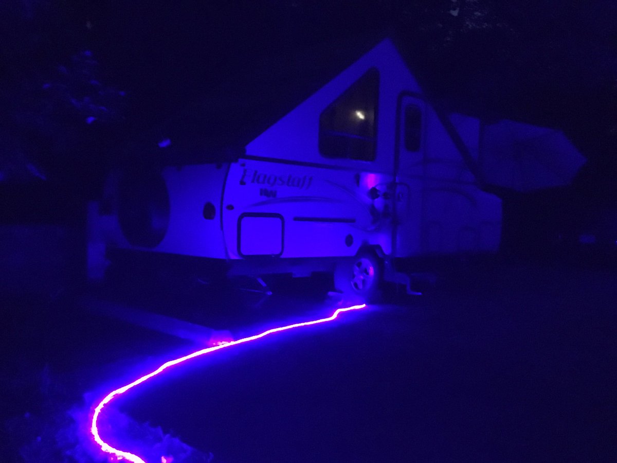 happytrailshike's tweet photo. We really like oour new blue lights for βAlfβ!
#aframelife #camping #happytrailshiking https://t.co/m9gdPMWJgl