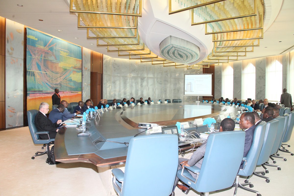 CemacEcoFinance's tweet photo. The subsidiary of the African Financial Company (#Cofina) has just announced that it has obtained a loan of four billion from the Development Bank of Central African States (#BEAC)...
https://t.co/iAyihV7aCV https://t.co/927aHVCEID