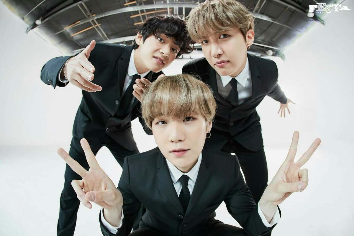 archievetae's tweet photo. 2016                                           2020 https://t.co/jBANskxkLm