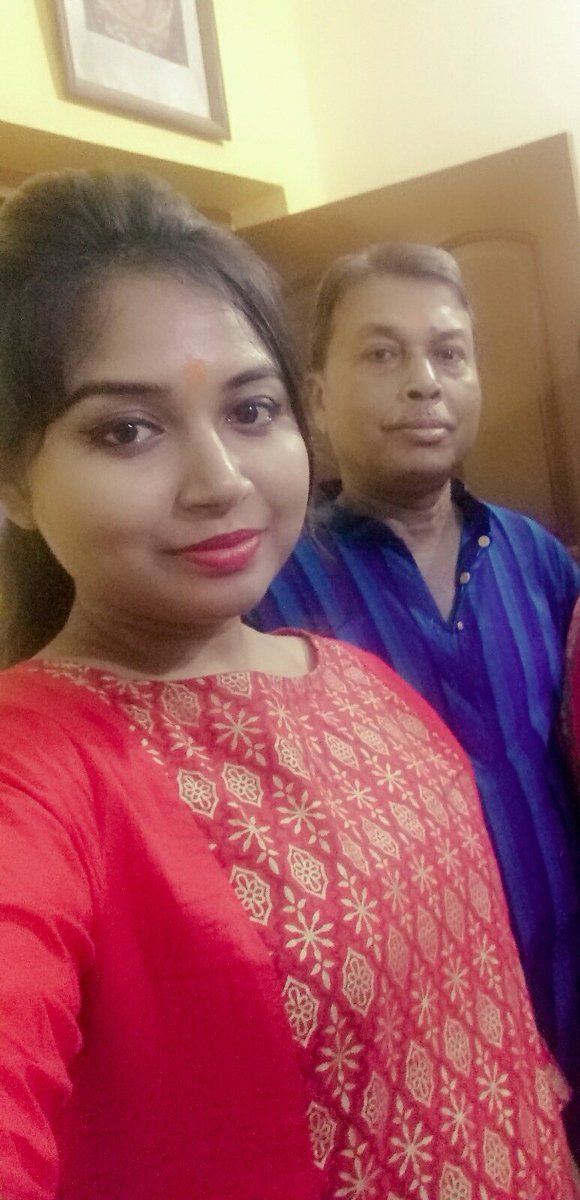 Sayaneedas2's tweet photo. Happy father's day. U r always be my idol. Love u baba❤ #FathersDay #fatherhood https://t.co/oJpe0lONGG