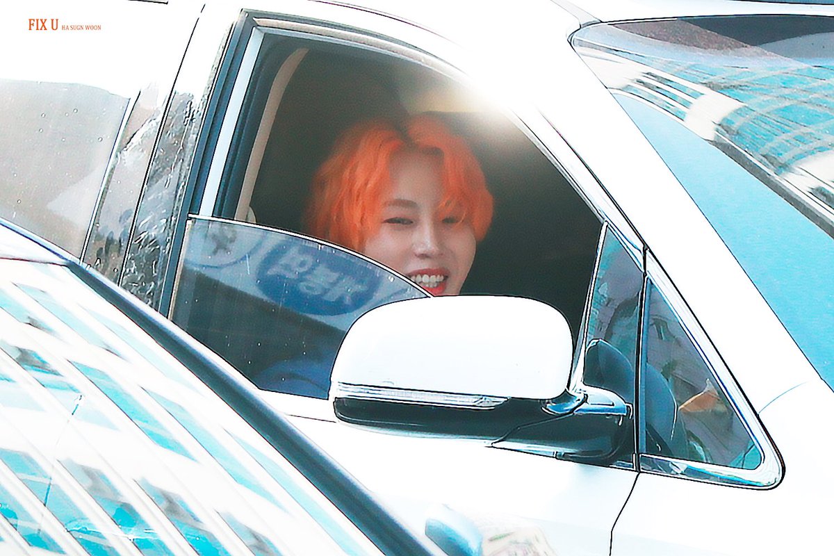 200621 sbs 인기가요 퇴근 🧡 하성운 요 셍랑둥이😍 

#하성운
#HASUNGWOON 
<a href="/gooreumseng/">하성운</a>
#TwilightZone
#인가_하성운