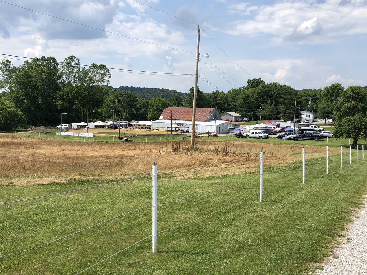 TheBarnRaceway tweet media
