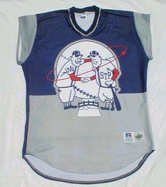 Currently watching the 99 home run derby, and they are wearing those futuristic jerseys. <a href="/toriihunter48/">Torii Hunter</a> it made me remember going to the Turn ahead the clock game that year at the Dome, what do you do with a jersey like this after the game?