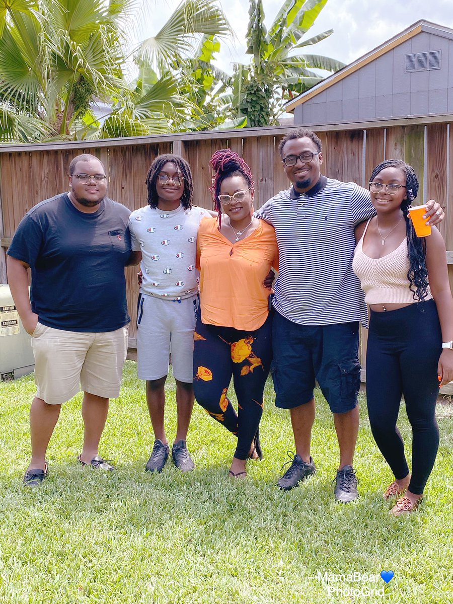 desireerl78's tweet photo. Father’s Day 2020 #Lewis5 💙 https://t.co/rmEooXol3P