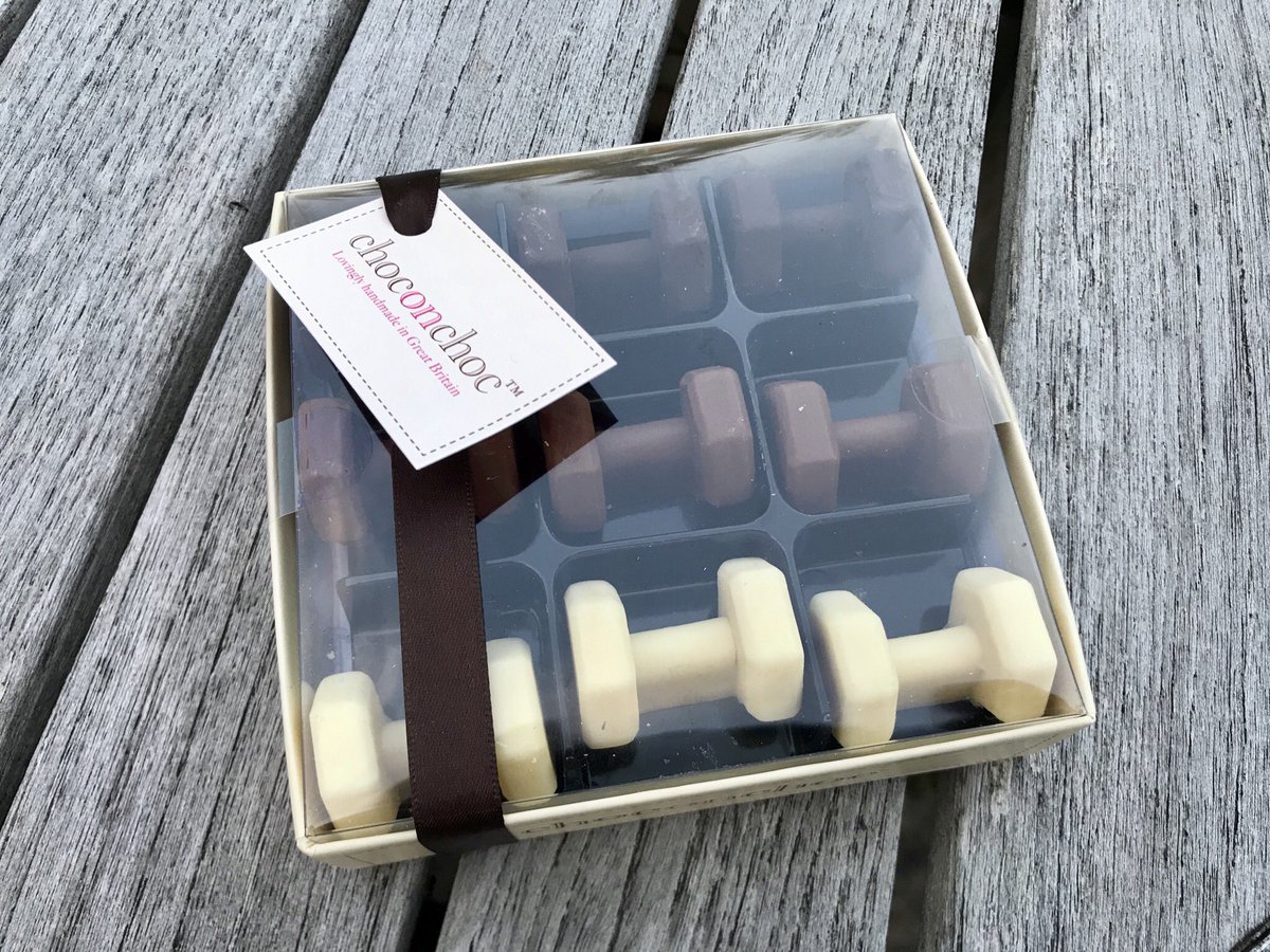 BigStrongJacked's tweet photo. Awesome Father’s Day gift from my two kids. Happy Father’s Day! #FathersDay #choconchoc #dumbbellchocolates https://t.co/Rpr2GigigH