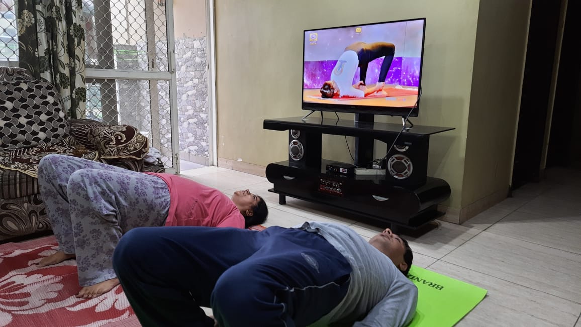 aneja_suksham's tweet photo. #CYP2020_NCC
Lt. (Dr.)Suksham Rani Aneja Associate NCC Officer and NCC cadets of Govt PG college, Noida participated in  International Yoga Day program on on 21 June 2020 from 07:00 AM to 07:45 AM on Digital platform. https://t.co/rFlfgwgcc9