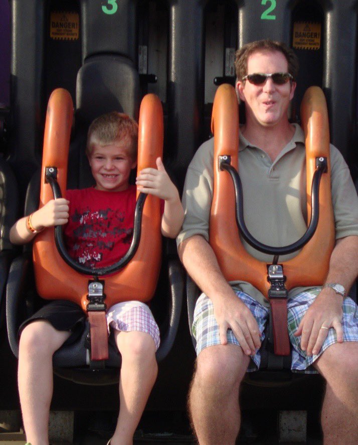 Happy Father’s Day to all of the great hockey dads out there! 🐟