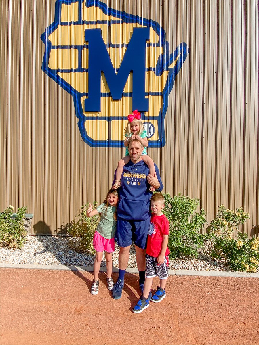Happy Father’s Day to these Brewers dads...