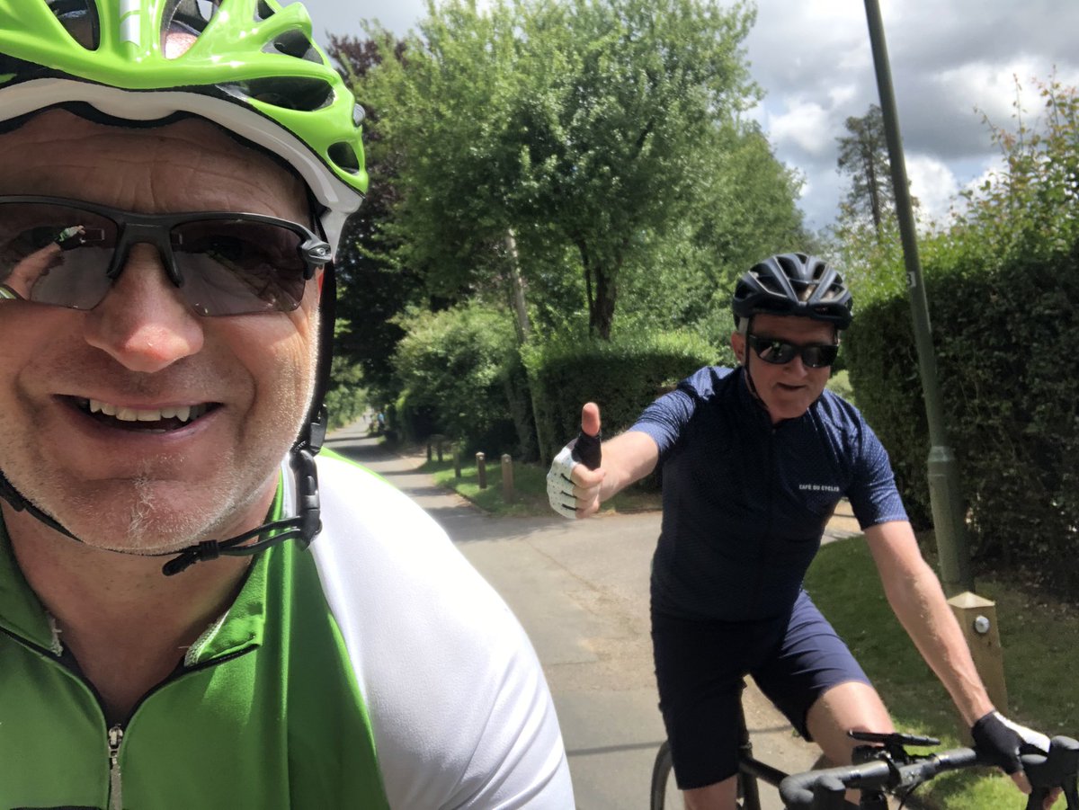 Nice to see so many cyclists out on the roads in Surrey yesterday. Including families, groups and clubs all riding safely together and having fun #ridesafely #groupriding