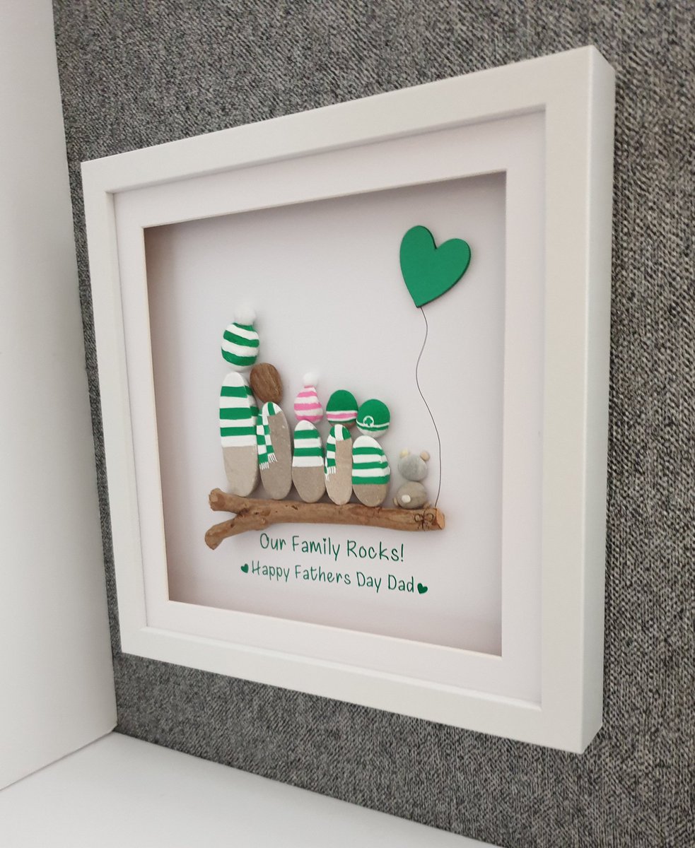 ShackWillow's tweet photo. Follow me and retweet For a chance to win a custom made Picture.
Winner will be chosen on Friday #CelticFC #celticgifts #WIN https://t.co/ekQMERPgYX