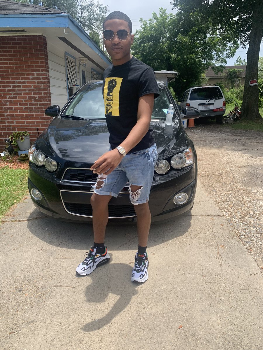 CuloEnt's tweet photo. Happy Fathers Day 🖤 #NotToYouDeadBeats https://t.co/lh5zGQD4dM