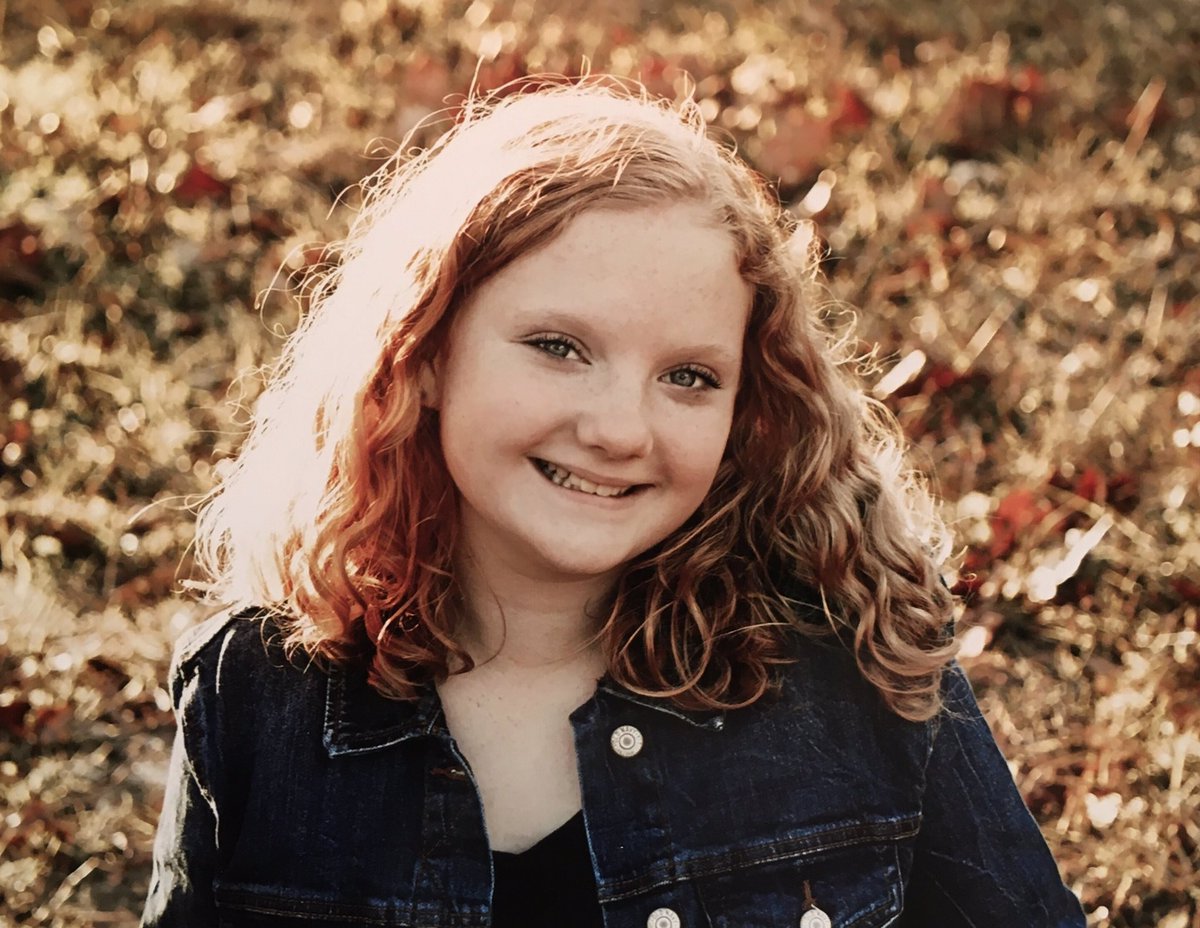 HBUCoachKey's tweet photo. Everyone who knows me well ... knows I kind of like potatoes.

So what better Father’s Day card could you get, right?

Blessed with two beautiful red-head tots. 

Thank you Lord for the enormous gift and privilege of being a Dad. https://t.co/WJTtci0cVu