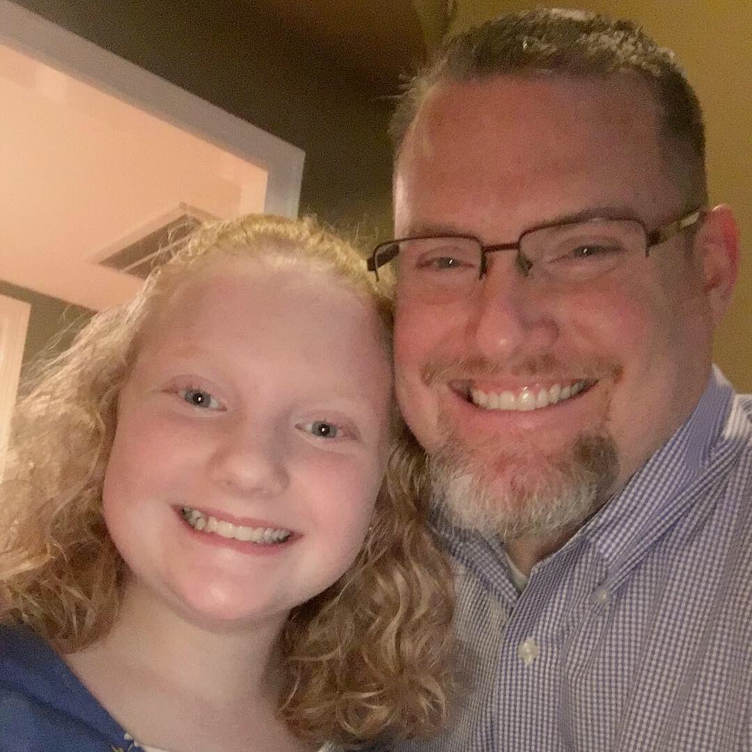 HBUCoachKey's tweet photo. Everyone who knows me well ... knows I kind of like potatoes.

So what better Father’s Day card could you get, right?

Blessed with two beautiful red-head tots. 

Thank you Lord for the enormous gift and privilege of being a Dad. https://t.co/WJTtci0cVu