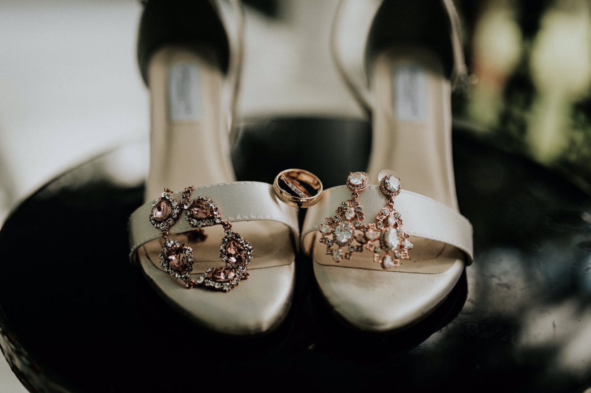 Stayseafin's tweet photo. brides details #weddingseason https://t.co/LNx8K8FD92