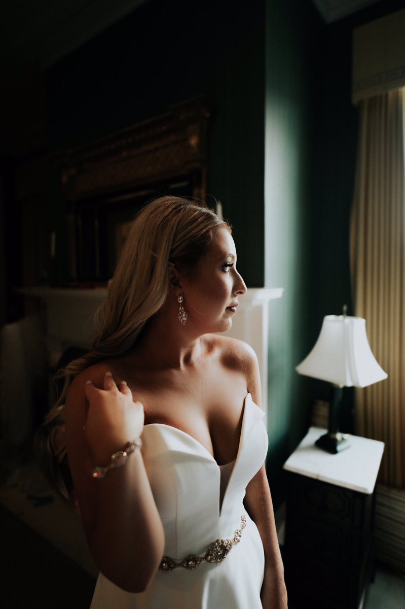 Stayseafin's tweet photo. brides details #weddingseason https://t.co/LNx8K8FD92
