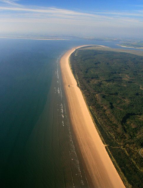 More tales of Cefn Sidan    https://www.walesonline.co.uk/lifestyle/nostalgia/famous-welsh-beach-more-300-16082808   http://llanellionline.news/sailors-shipwrecks-and-serendipity/   https://www.bbc.co.uk/news/av/uk-wales-25917404/shipwrecks-found-on-carmarthenshire-s-cefn-sidan-beach  https://www.flickr.com/photos/144900196@N04/