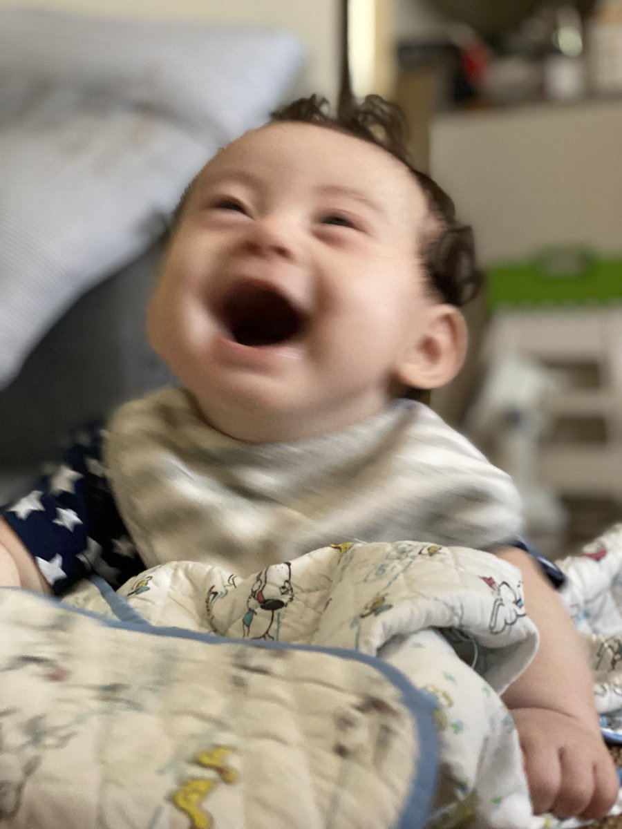 赤ちゃんが口をブーブー鳴らす理由は 唇を震わせて唾を吐く意味って Yotsuba よつば