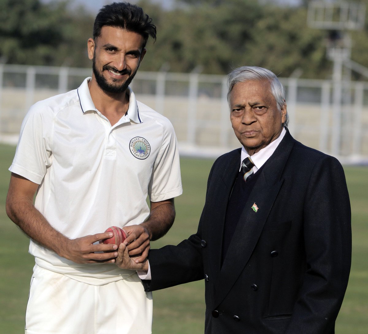 Saddened to learn about the passing on of Sh. Rajender Goel Ji who was an institution in himself and a wonderful human being. He still has the highest aggregate of First Class wickets in India @ 640 wickets.(1/3)