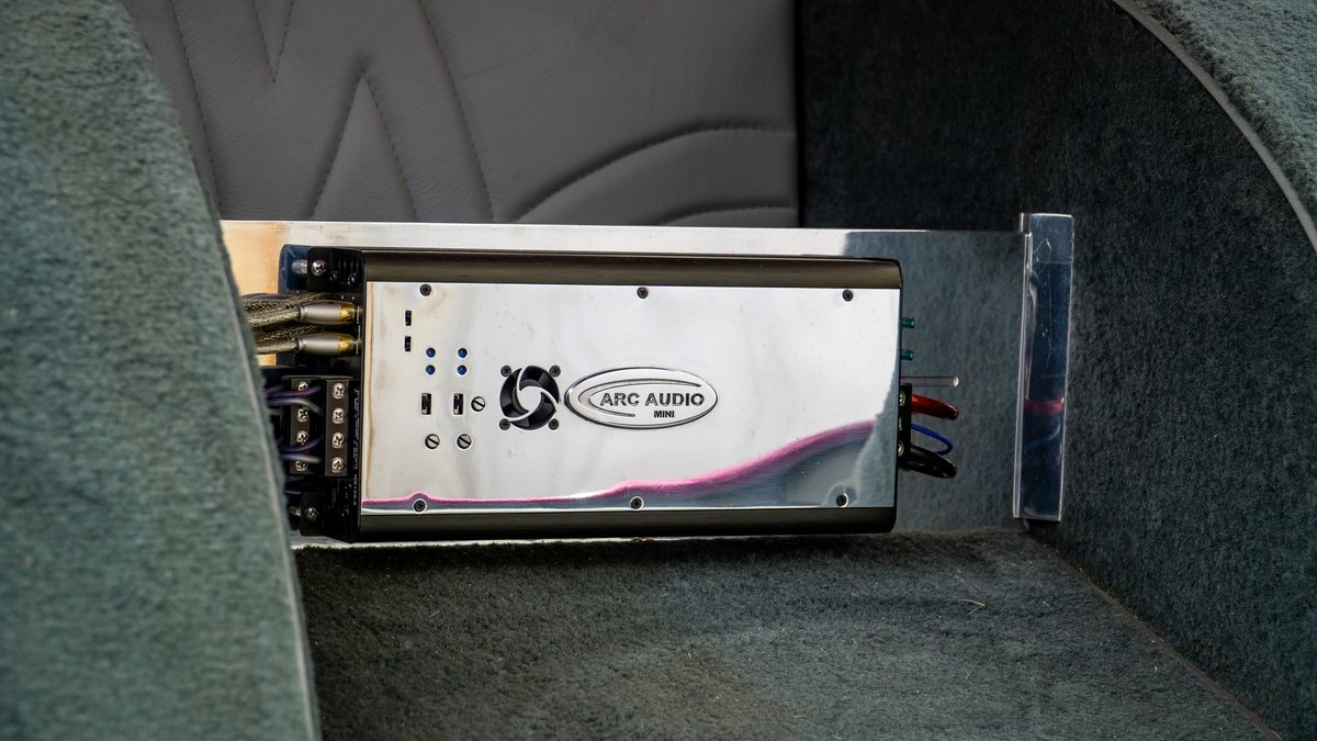 ArcAudio's tweet photo. This Willy's is straight out of the Hot Wheels catalog! Full ARC system hidden inside with the polished ARC amp front and center in the trunk.
#showstopper #arcaudio #stocksucks #reallifehotwheels #hiddenaudio #buildityourway https://t.co/KBYnHT7fMM
