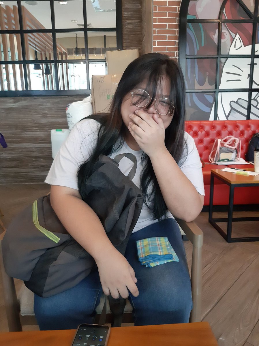 dotdae131's tweet photo. ++ wala akong ibang masabi kung hindi miss na kita at monbabs 🥺 baka naman pwede mo kong hatakin pabalik sa kpop world hahaha gusto ko pang pumunta sa iba't-ibang cupsleeve event kahit na hindi ako masyadong fan nung iba ☹ https://t.co/SOwBk0k8LR