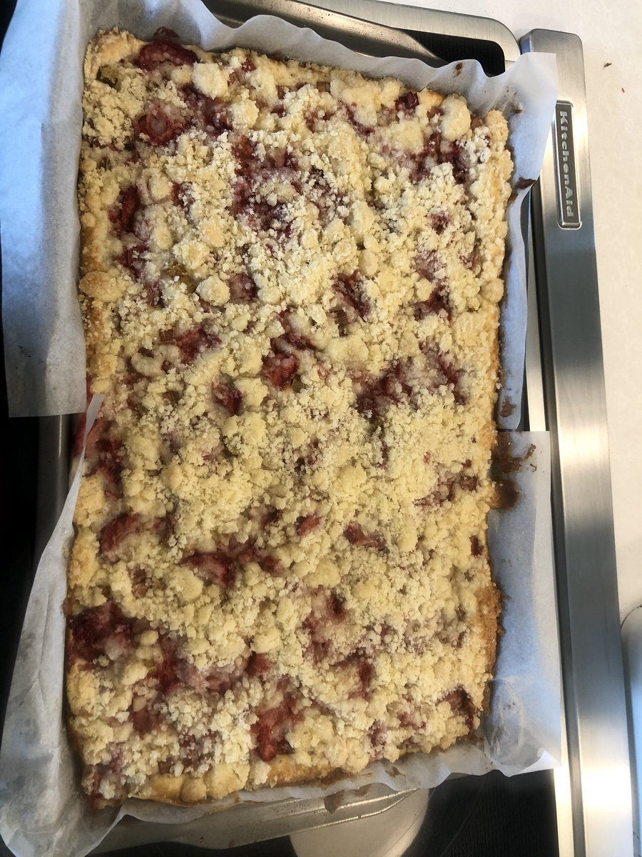 KoreyPeters's tweet photo. @farmlifefood sprayer snacks are all made for next week! Father’s Day gift to me! #platz #mennolife https://t.co/G6ZDKDGxNG