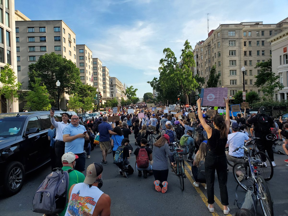 WeGoOnForever's tweet photo. We had 10,000 in front of your house. With no pre-sale tickets.
And you were shooting and gassing us.
NO ENTHUSIASM.
#only6200 #EveryoneislaughingatyouDonald https://t.co/cslqkM2BPt