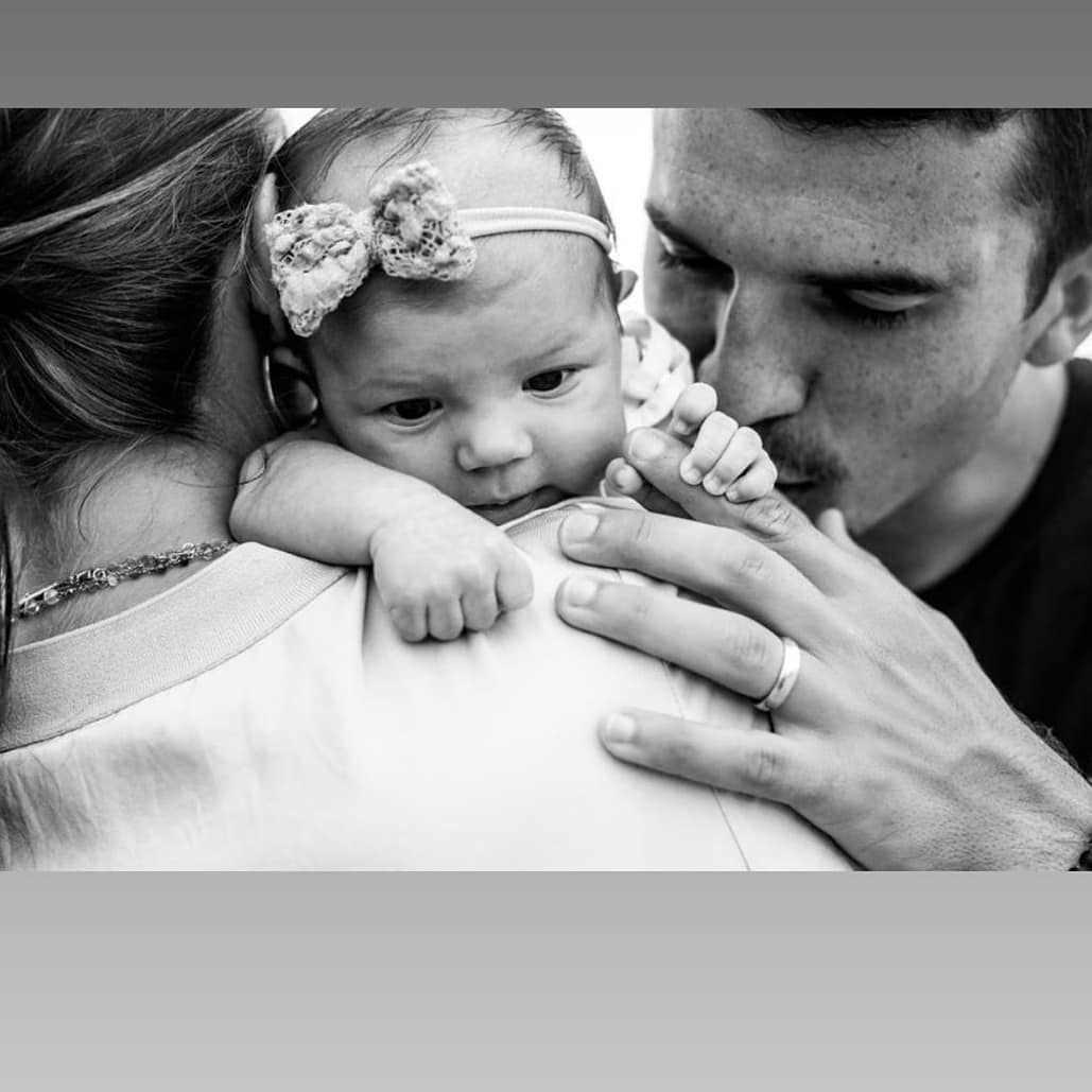 Serlex_Fans's tweet photo. happy Father's Day!...😍🥰 https://t.co/RCiN5xQa2Z