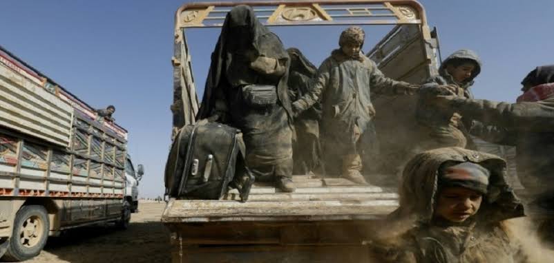 #holkampınasesver Rasulullah (s.a.v.) buyuruyor ki:

“İnsanlara eziyeti en çok olan kimsenin kıyamet günü, azabı insanlar arasında en şiddetli olan kişidir.”