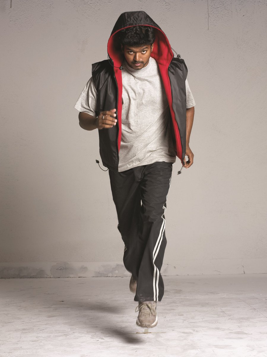 OTFC_Dindigul's tweet image. Ghilli Released On 2004, Since that Time broken all other actor records and Introduced the 50cr Movie in Kollywood Cine Industry !❤️😎 #HBDTHALAPATHYVijay #Master @actorvijay