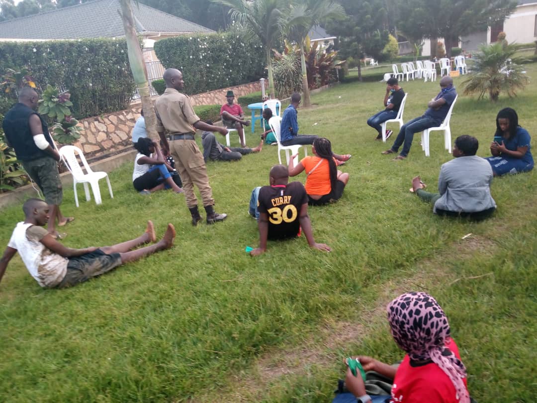 Police in Nansana, today evening carried out an operation in and around Makutano Hotel and found people defying Presidential directives. We found the sauna functional, the bar open and business as usual. Over 30 people were arrested and detained at Nansana Police Station.
