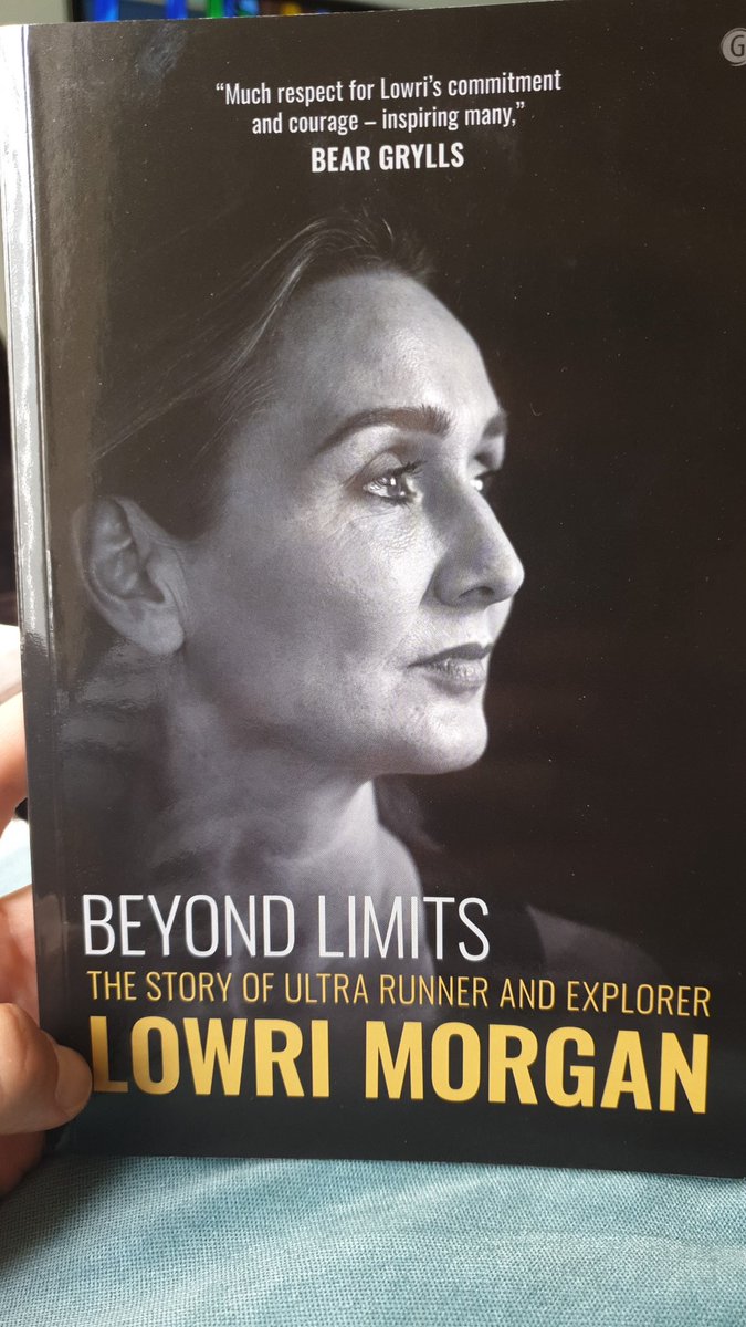 Anrheg Sul y Tadau perffaith. Diolch am ei arwyddo <a href="/_LowriMorgan/">Lowri Morgan</a>.