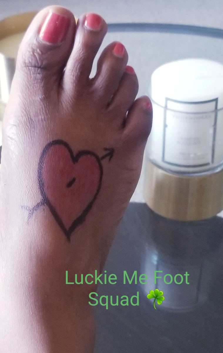 FootLuckie's tweet photo. Foot Love On Father's Day https://t.co/m2iOM2AUvD