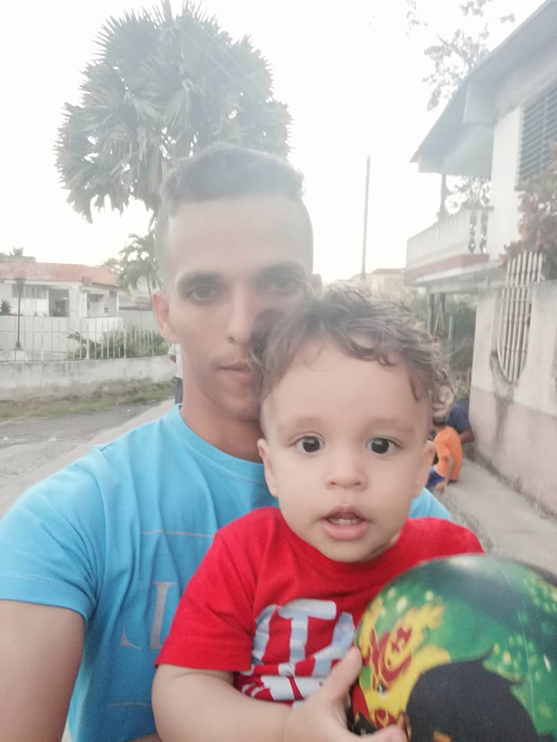 CDIGuaribe's tweet photo. Misión médica cubana en Venezuela , Estado Guárico, municipio San José de guaribe,felicidades a todos los padres de la brigada médica cubana, lejos de sus hijos pero comprometidos con la Revolución Cubana # Cuba coopera# Cuba por la salud.#Cuba salva. https://t.co/hiS8auzazT