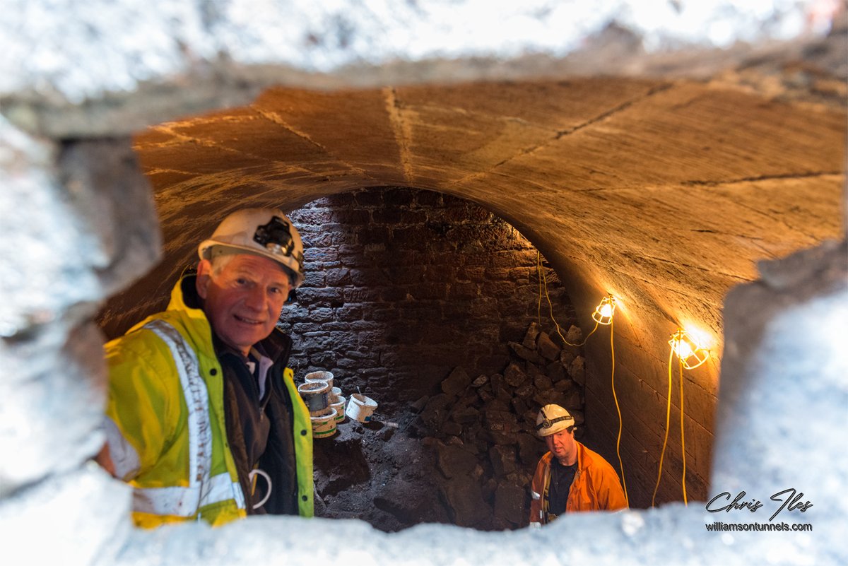 1 – A look back at some  #FoWT  #BigFindsAfter the demolition of Magnets building, we gained permission for some exploratory digs using a  #JCBThe first dig on Magnets was to locate the Tunnel leading out from the  #SandStoneArch chamber. Sadly, that Tunnel had been collapsed…